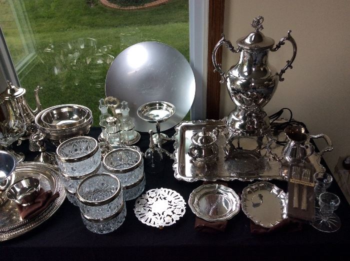 SILVER SERVING ITEMS
