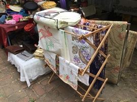 Vintage table clothes, sun bonnet quilt 
