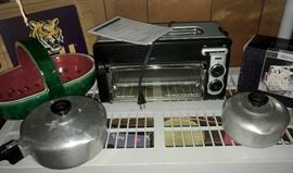 Magnalite, toaster oven, LSU cutting board