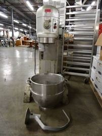 Hobart H600 60QT Mixer With Stainless Bowl and Sp