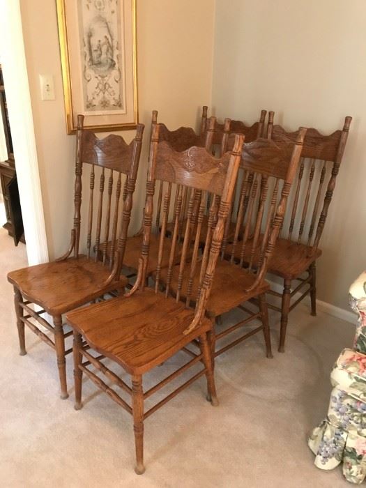 #5	Set of 6 Wood dining Chairs 	 $175.00 
