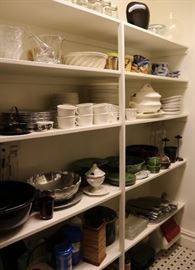 Loads of Household & Pantry Items