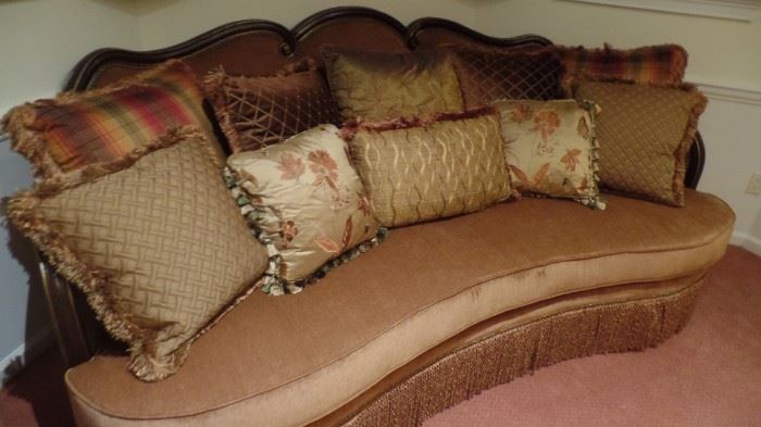 sofa custom made