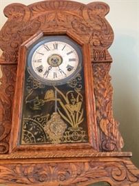 antique clock 