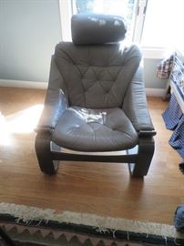 Vintage leather sling chair