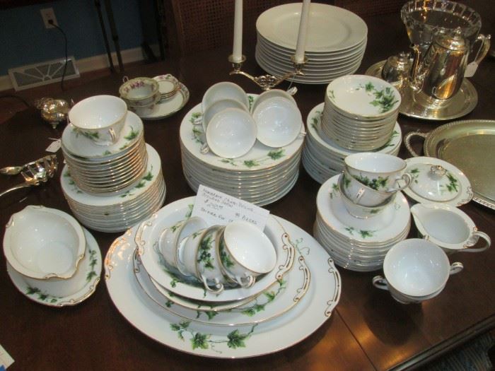 Monarch China serving for 12 Made in Occupied Japan