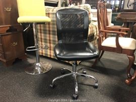 MANY MORE ITEMS. TO SEE ALL IMAGES & CURRENT BIDS GO TO https://www.gleatons.com/auction/224
