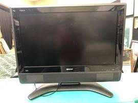 MANY MORE ITEMS. TO SEE ALL IMAGES & CURRENT BIDS GO TO https://www.gleatons.com/auction/224
