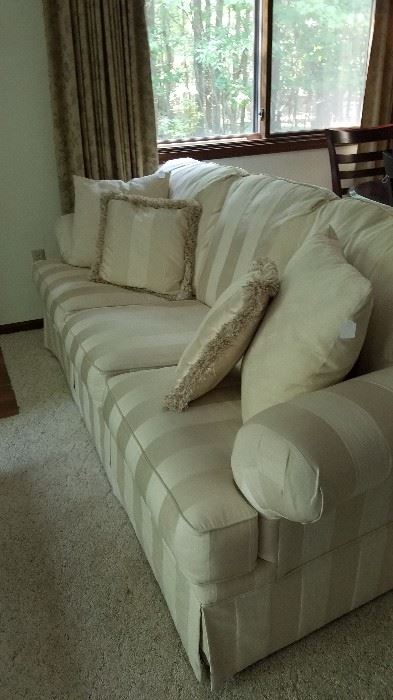 Very Nice Ecru Sofa & Pillows