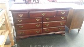 MANY MORE ITEMS. TO SEE ALL IMAGES & CURRENT BIDS GO TO https://www.gleatons.com/auction/232