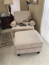 OVERSIZED UPHOLSTERED CHAIR AND OTTOMAN IN NEUTRAL MODERN FABRIC 