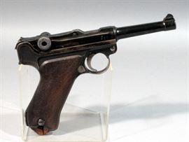 Erfurt Luger WW1 German Pistol, SN# 563, German Imperial Markings, "1918 1920" Dated 1918, Refurbished in 1920, Includes Soft Case