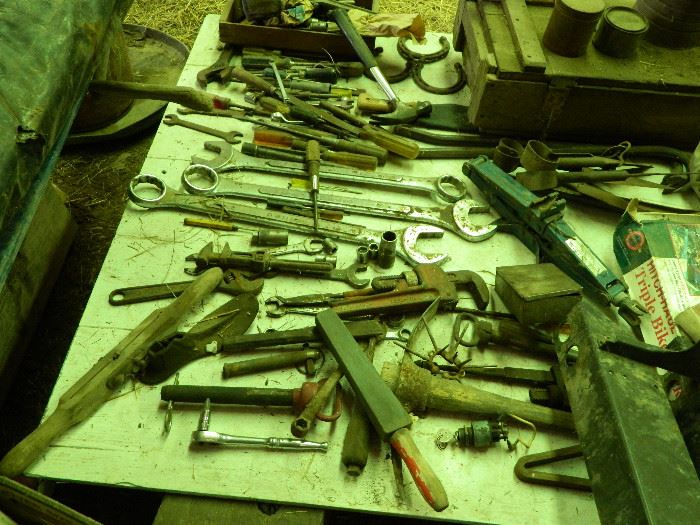 Large selection of hand tools most come with tool kits