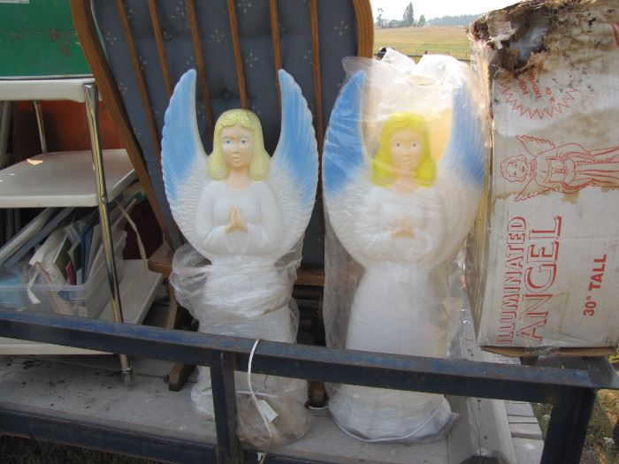 Lighted angels