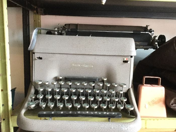 Vintage Smith Corona Typewriter 