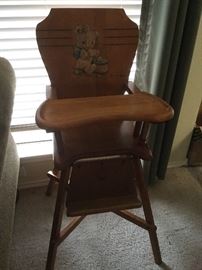 Vintage High Chair, very nice condition