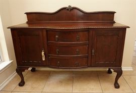 Chippendale Ball and Claw Leg solid mahogany Buffet. Excellent condition and finish. $795 45.5 H x5'Wx22"D Would make a great TV stand for a flat screen!