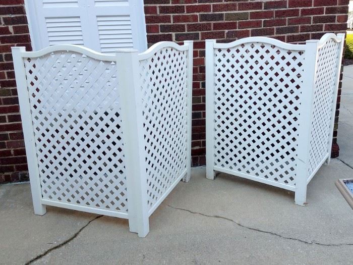 Outdoor screens (hide your garbage cans)