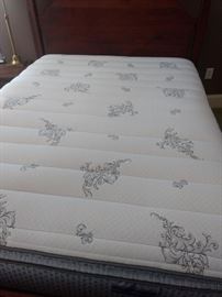 $150.00 Hampton and Rhodes Premont Pillow Top Queen Mattress and half size box springs 