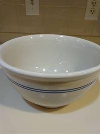 $15.00 Vintage Gibson china mixing bowl
