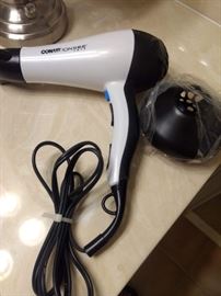 $8.00 Conair 1875 hair dryer with accessories
