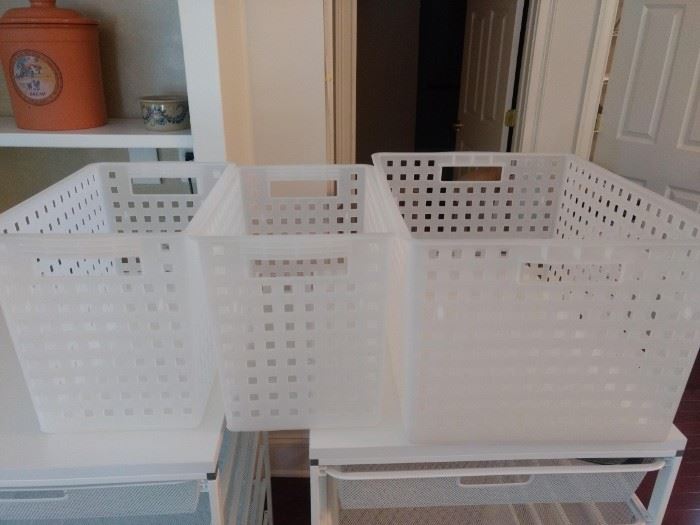 $10.00 Set of 3 plastic baskets 1 large 2 medium