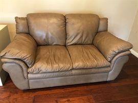 Great love seat! 