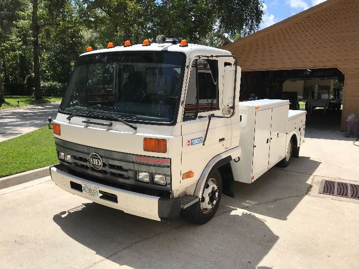 1993 Nissan UD 1800 Truck