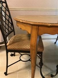 5 piece table and chair set      https://ctbids.com/#!/description/share/41514