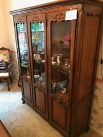 Three Door Wood Display Cabinet https://ctbids.com/#!/description/share/41539