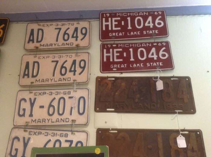 Vintage Licence Plate Sets 