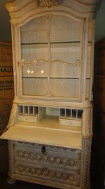 Secretary, – Pennsylvania House “Bill Blass collection”