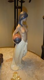 Yladro figurine – Polynesian girl #2332