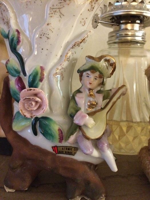 Atomic City vase-Oak Ridge