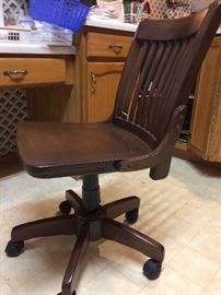 adjustable office chair.