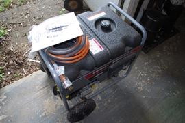 NEW BRIGGS & STRATTON 5500 WATTS GENERTAOR - FUEL: GASOLINE - MODEL: 030424 - 120/240 ACV - 1-PHASE - 3600 RPM - 60 HERTZ - INCLUDES ALL USER MANUALS & 25-FT GENERAC POWER CORD W/  L14-30 ENDS - BOUGHT NEW & NEVER USED