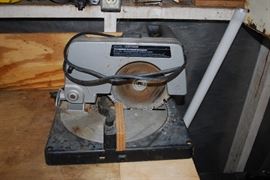 CRAFTSMAN 1 1/4 HP - 8 1/4" COMPOUND MITER SAW - MODEL 900.233550 - 8.0 AMP - 3600 RPM