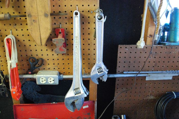Adjustable Wrenches: (2) Armstrong 18" & (4) SK, Klein & Crescent 12"    