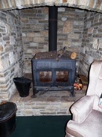 Woodstove, buyer has to dismantle and move 