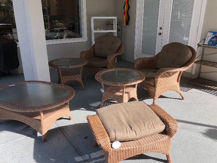 Wicker outdoor patio furniture