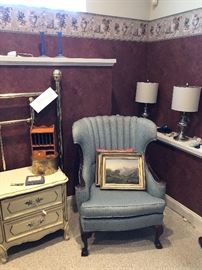 Wing back chair