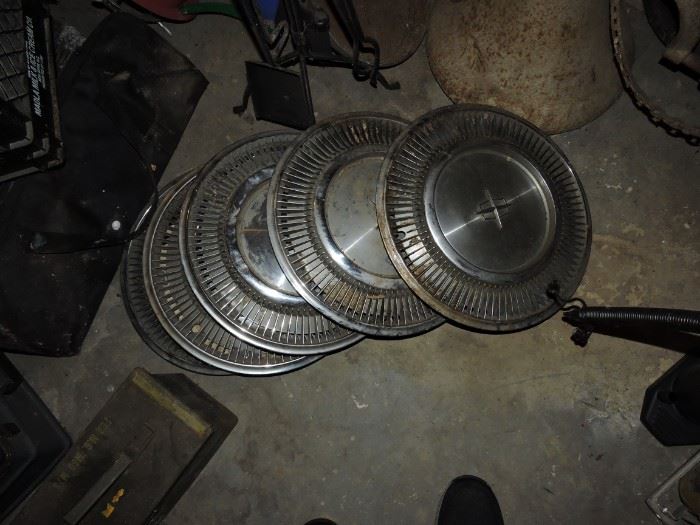 Lincoln hub caps