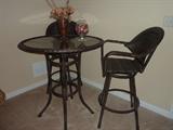 table w/2 chairs