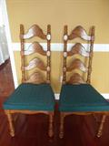 2 of 6 dininig chairs