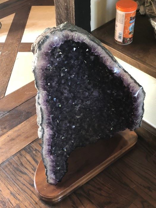 Massive Large crystal amethyst appx 24" high Cathedral