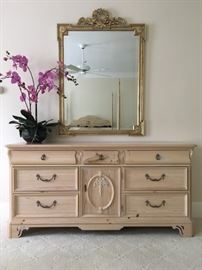 Lynn Holly for Lexington Furniture, Gilt Mirror with Wreath 