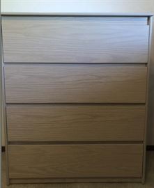 4-Drawer Dresser