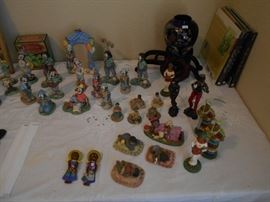 figurines
