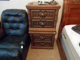 pair of night stands and another recliner