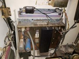 Rowe AMI  Phonograph, 1975, Model R-74, Arlington, 200 Selection, 33 1/3 - 45 rpm